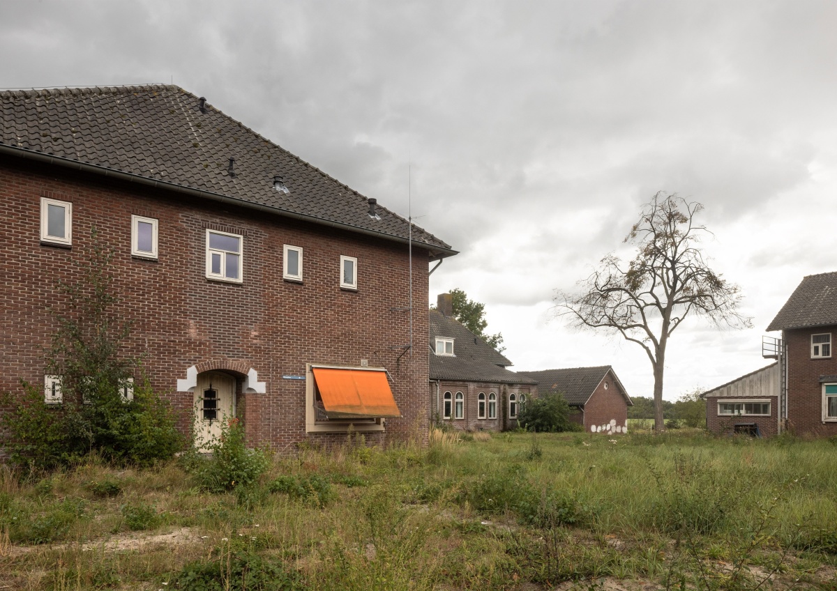 Bedaux de brouwer afscheidshof luwendal rijsbergen 2680 foto bestaand