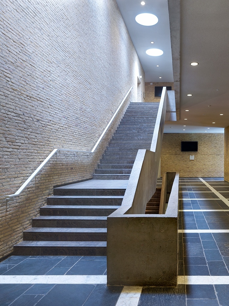 Bedaux de brouwer cobbenhagen tilburg 2104 verticaal 1