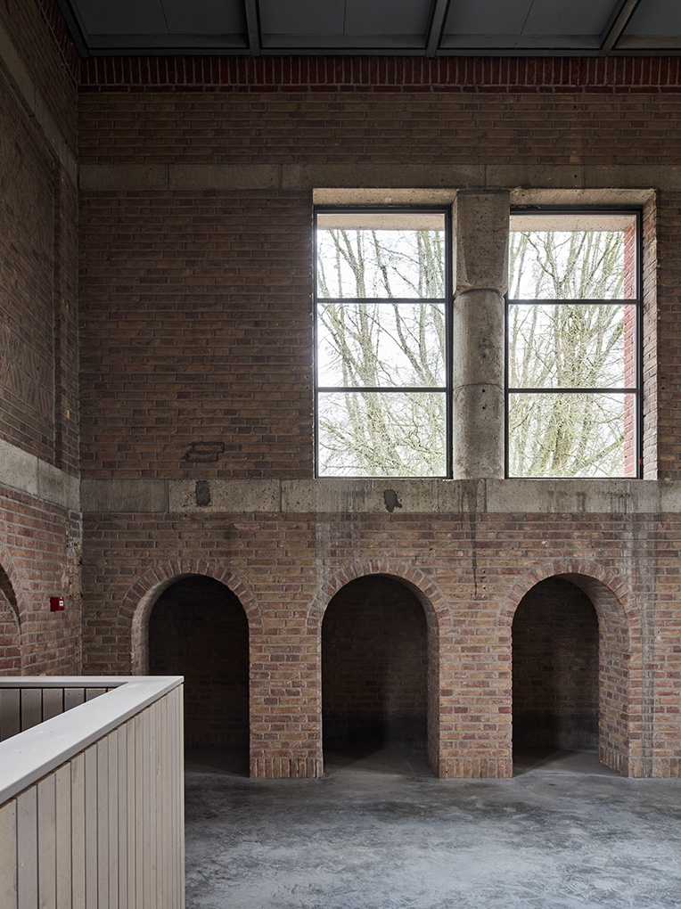 Bedaux de brouwer vredeskerk tilburg 2582 verticaal 1