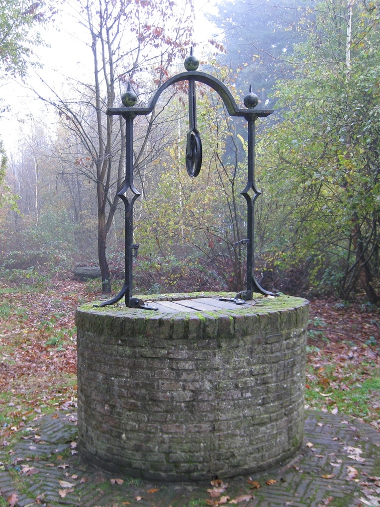 Bedaux de brouwer 0230 kapel udenhout waterput