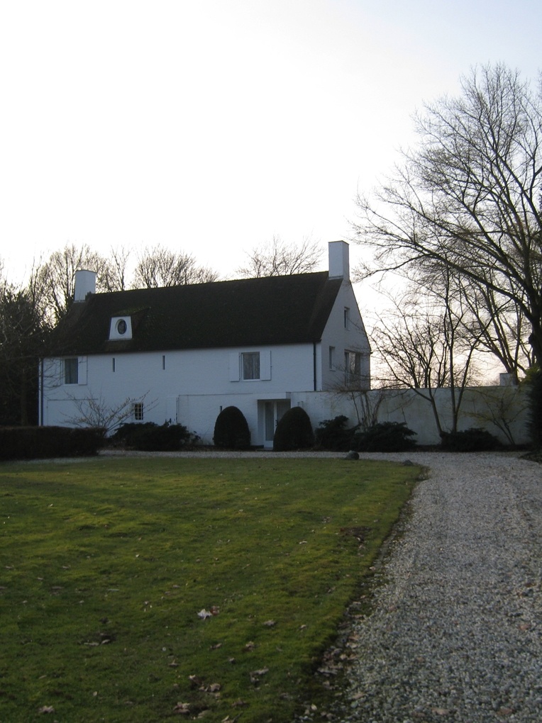 Bedaux de brouwer 0678 woonhuis van esch helmond oprit